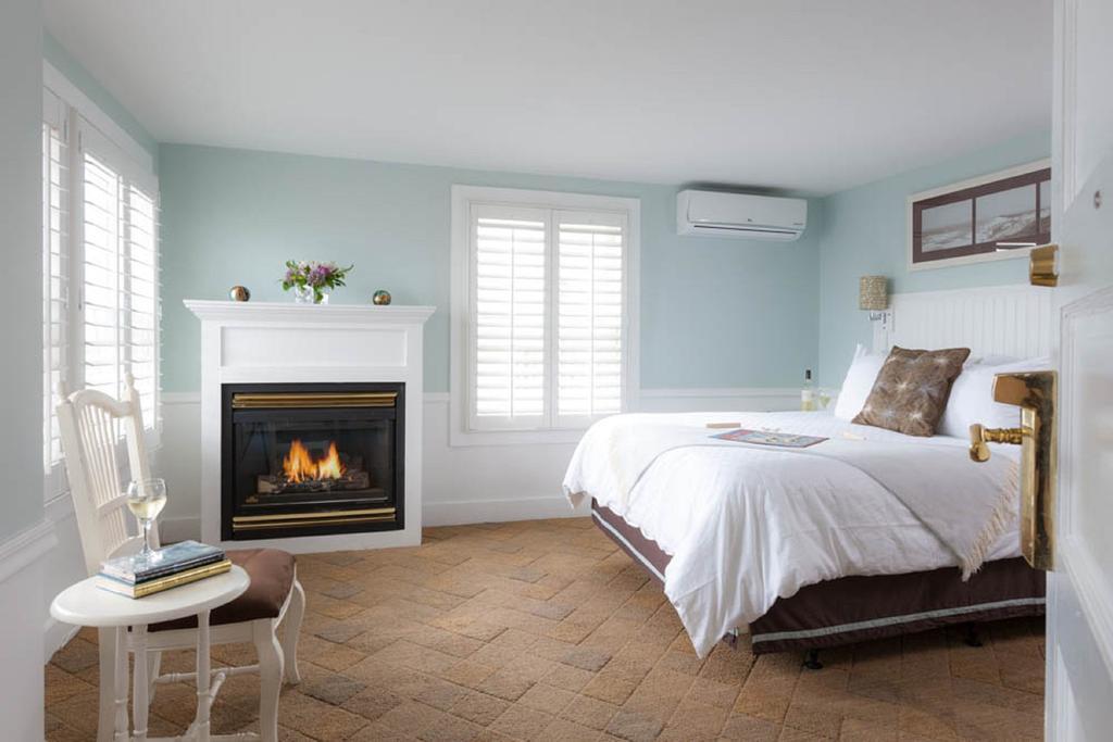 Vineyard Square Hotel And Suites Edgartown Rum bild