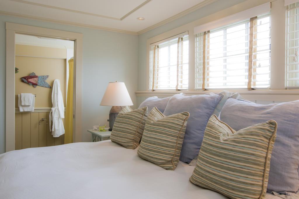 Vineyard Square Hotel And Suites Edgartown Rum bild