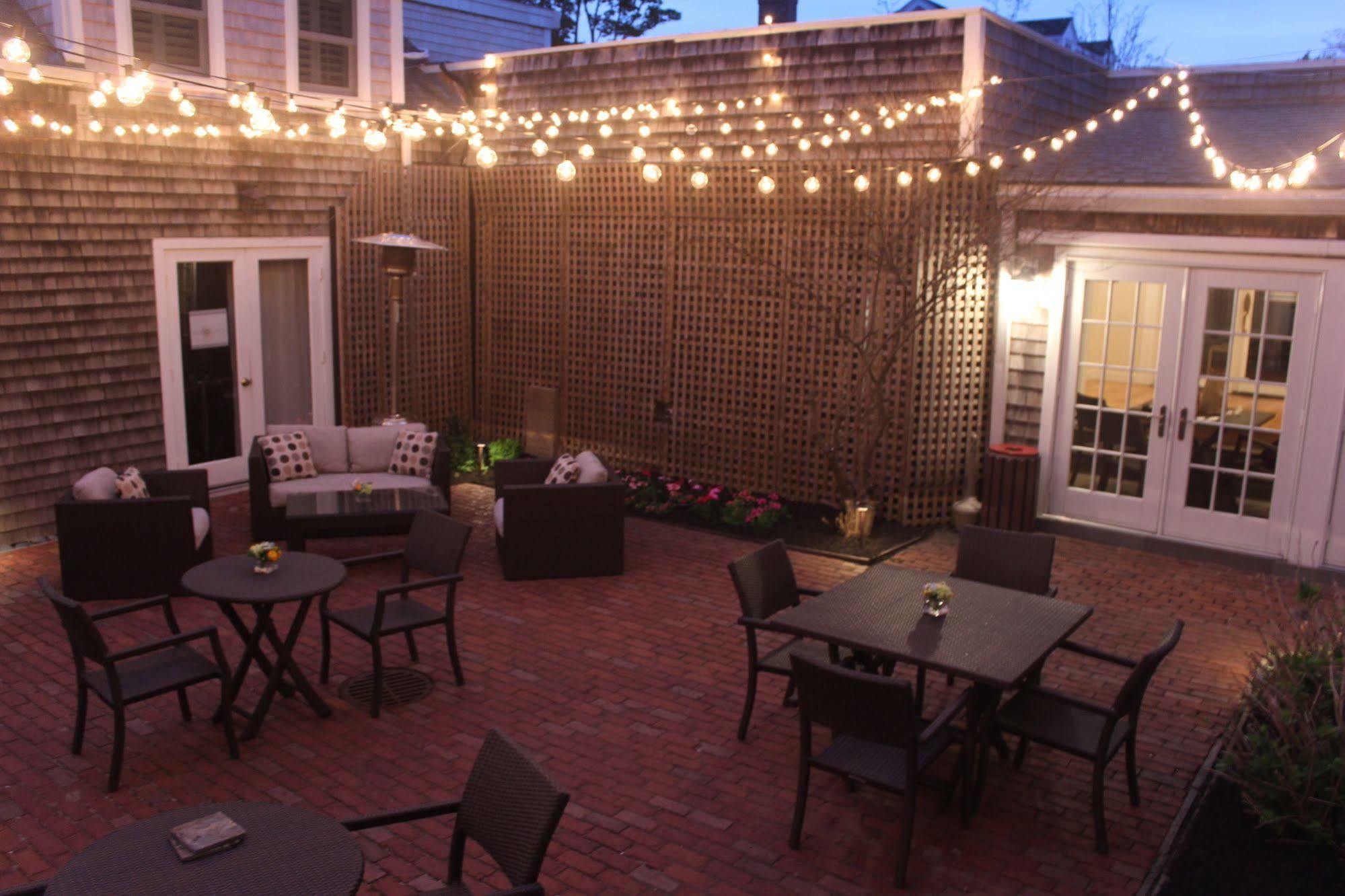 Vineyard Square Hotel And Suites Edgartown Exteriör bild